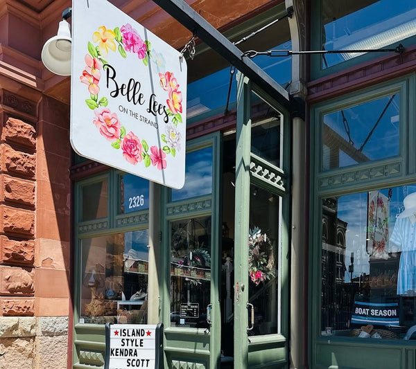 Belle Lees on the Strand